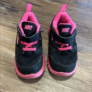 Nike Kids Black and Pink Sneakers size 8c
